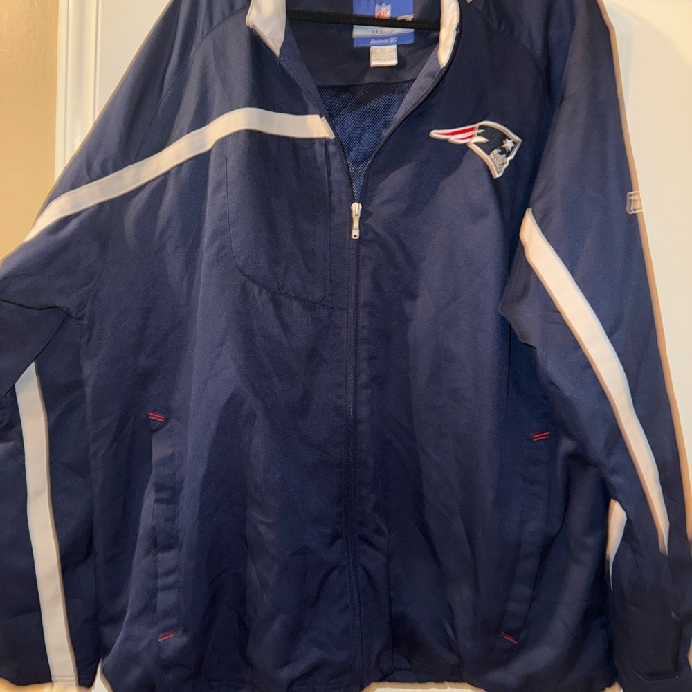 Reebok Patriots NFL Football Jacket sz XL …